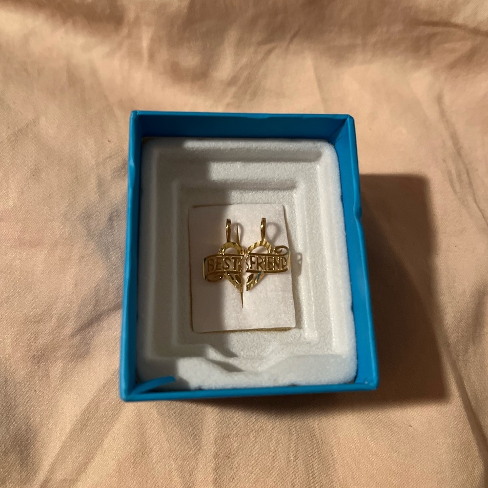 PIERCING PAGODA Best Friends Charms 10K
